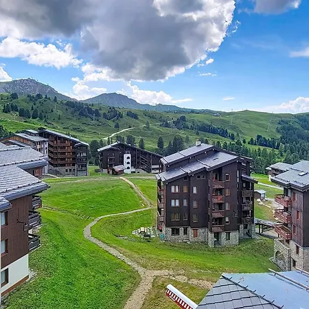 Divisible Au Centre De Belle Plagne Pour 4 Personnes Avec Balcon Et Animaux Admis - Fr-1-181-2699 Appartement
